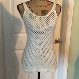American Eagle size small sleeveless sweater.